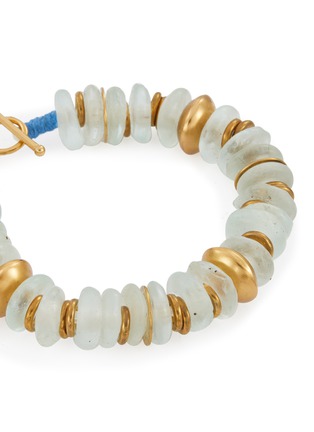 Detail View - Click To Enlarge - KATERINA MAKRIYIANNI - ‘WHITE SHINE’ GOLD VERMEIL FROSTED WHITE RECYCLED GLASS BEADS BRACELET