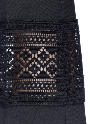 Detail View - Click To Enlarge - ALEXANDER MCQUEEN - Macramé lace insert wool-silk pants