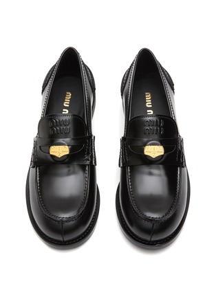 Detail View - Click To Enlarge - MIU MIU - Logo brooch leather loafers