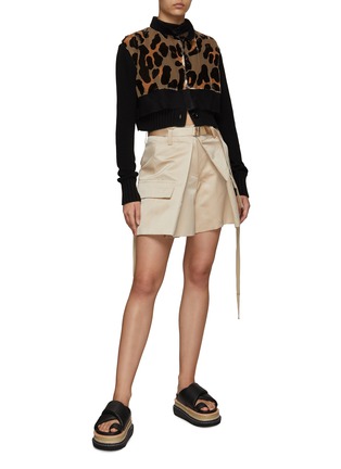 Figure View - Click To Enlarge - SACAI - Belted layered workwear shorts