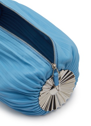 Detail View - Click To Enlarge - LOEWE - Pleated leather bracelet pouch