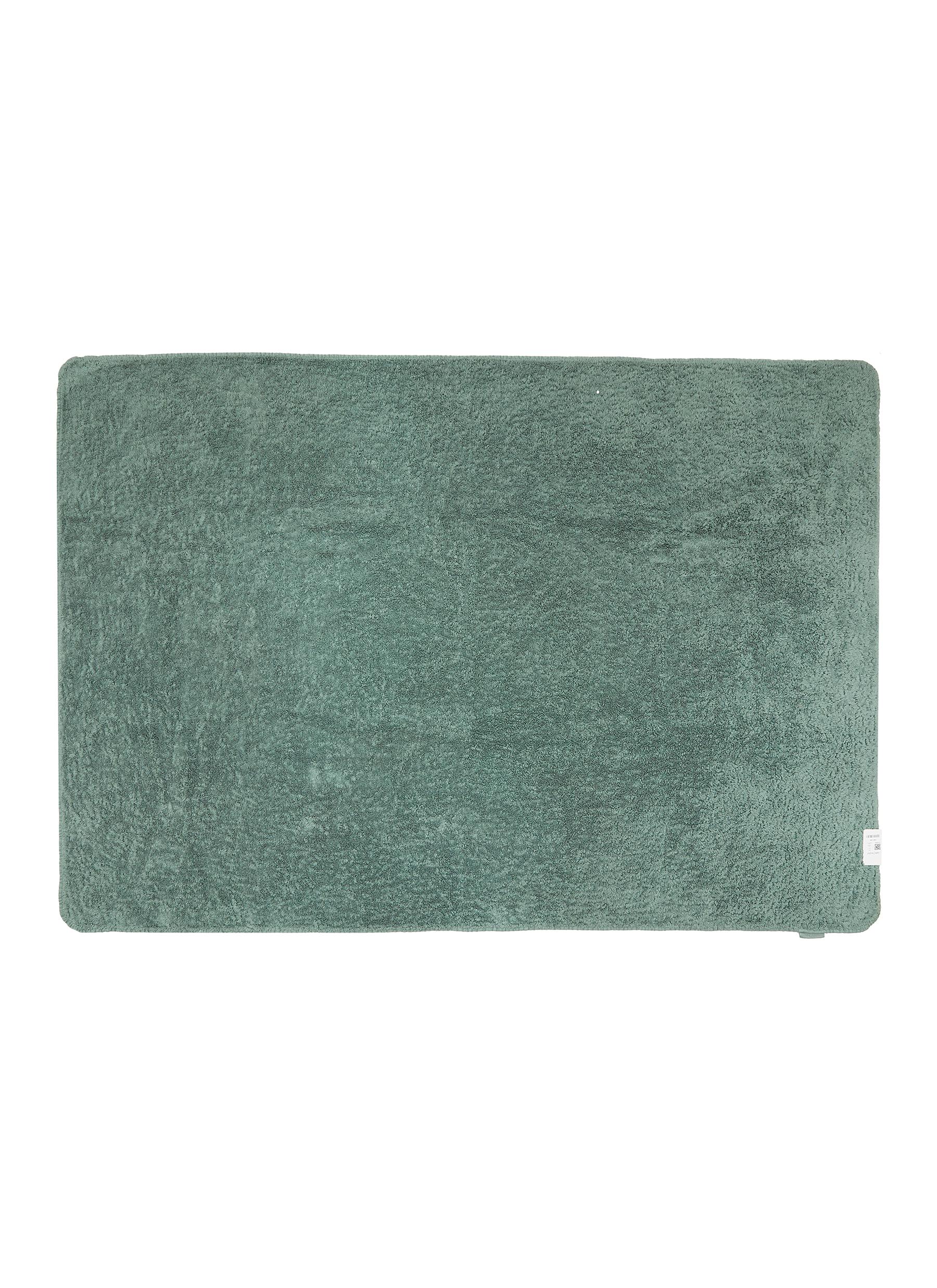 Abyss Super Pile Bath Sheet - Evergreen In Green