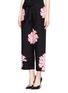 Front View - Click To Enlarge - ALEXANDER MCQUEEN - Floral silhouette silk crepe drawstring pants