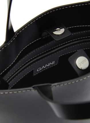 Detail View - Click To Enlarge - GANNI - Logo debossed leather north south tote