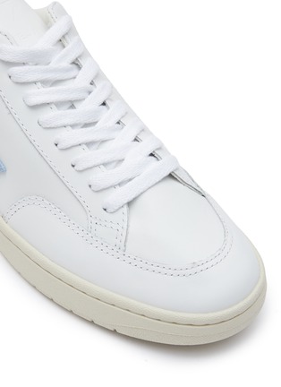 Detail View - Click To Enlarge - VEJA - ‘V-12’ LOW TOP LACE UP LEATHER SNEAKERS