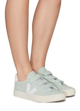 Figure View - Click To Enlarge - VEJA - ‘RECIFE’ LOW TOP TRIPLE VELCRO CHROMEFREE LEATHER SNEAKERS