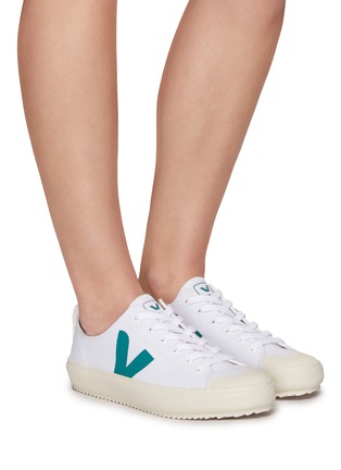 Figure View - Click To Enlarge - VEJA - ‘NOVA’ LOW TOP LACE UP CANVAS SNEAKERS
