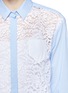 Detail View - Click To Enlarge - NO.21 - Lace panel gathered back poplin shirt