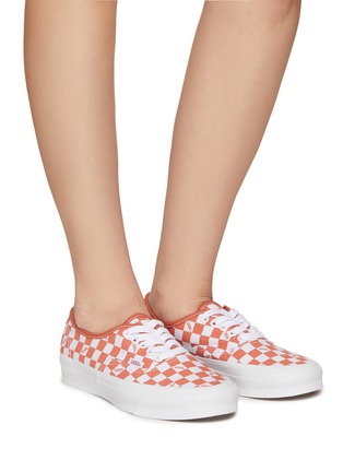 Figure View - Click To Enlarge - VANS - ‘OG Authentic LX’ Chequered Canvas Low Top Sneakers