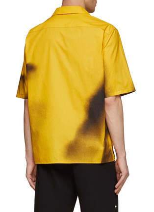 Back View - Click To Enlarge - ALEXANDER MCQUEEN - SHORT SLEEVE SILHOUETTE PRINT COTTON SHIRT