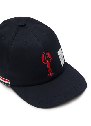 Detail View - Click To Enlarge - THOM BROWNE  - Tricoloured Band Lobster Embroidery Cap
