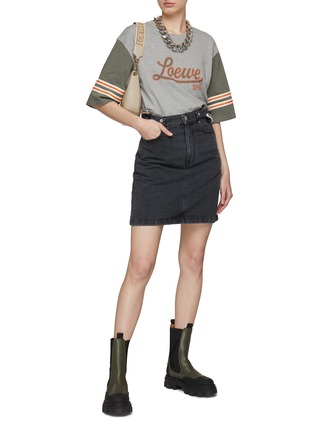 Figure View - Click To Enlarge - JW ANDERSON - Chain Link Detailing Washed Denim Skirt