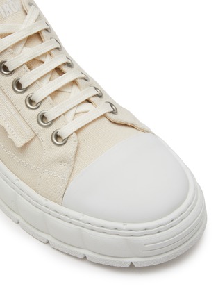 Detail View - Click To Enlarge - VIRÓN  - ‘1968’ LOW TOP LACE UP CANVAS SNEAKERS
