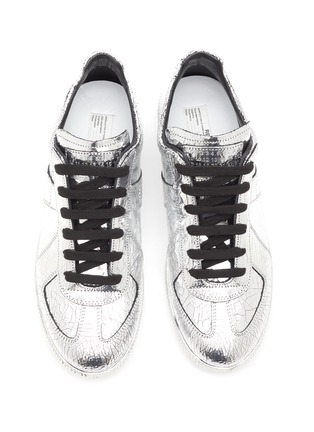 Detail View - Click To Enlarge - MAISON MARGIELA - ‘REPLICA’ CRACK METAL EFFECT LOW TOP LACE UP SNEAKERS