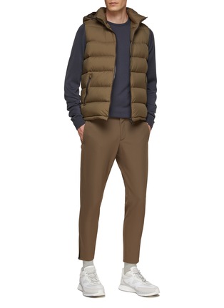 Figure View - Click To Enlarge - HERNO - ZIP FRONT HIGH NECK DETACHABLE HOOD QUILTED VEST