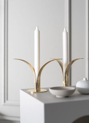 Detail View - Click To Enlarge - SKULTUNA - The Lily Candlestick