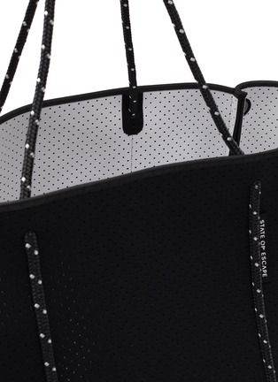 Detail View - Click To Enlarge - STATE OF ESCAPE - ‘ESCAPE‘ NEOPRENE CARRY ALL TOTE BAG