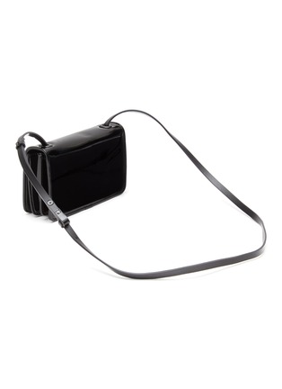 Detail View - Click To Enlarge - ACNE STUDIOS - ‘Agri’ Face Logo Plaque Patent Leather Crossbody Bag
