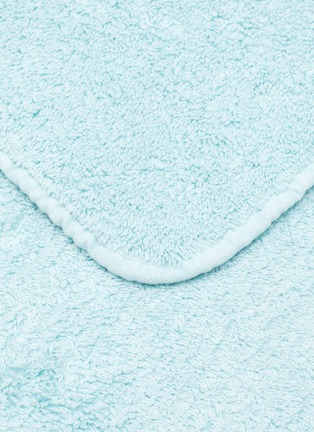 Detail View - Click To Enlarge - ABYSS - Super Pile Guest Towel — Ice