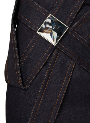  - AREA - CRYSTAL PYRAMID APPLIQUÉ MINI DENIM SKIRT