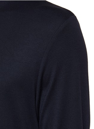  - THEORY - LONG SLEEVE STRETCH ESSENTIAL T-SHIRT