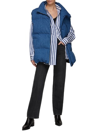 Figure View - Click To Enlarge - MADE IN TOMBOY - OVERSIZE SUEDE PANEL CUFF DETAIL LIGHT WASH DENIM JACKET