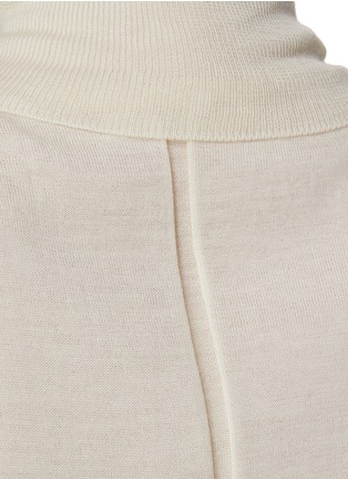  - THE ROW - ‘Falun’ Turtleneck Sleeveless Cashmere Knit Top