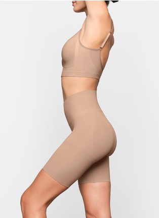 Detail View - Click To Enlarge - SKIMS - ‘Seamless Sculpt’ Butt Enhancing Shorts