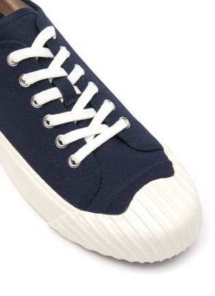 Detail View - Click To Enlarge - KENZO - ‘KENZOSCHOOL’ TIGER PRINT LOW TOP LACE UP CANVAS SNEAKERS