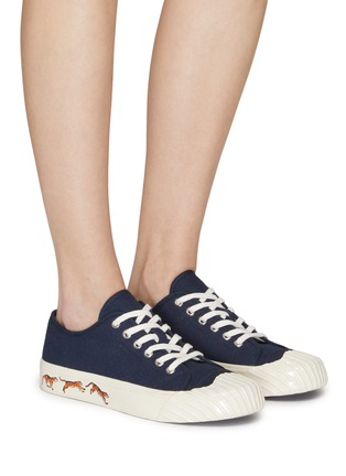 Figure View - Click To Enlarge - KENZO - ‘KENZOSCHOOL’ TIGER PRINT LOW TOP LACE UP CANVAS SNEAKERS