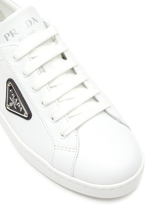 Detail View - Click To Enlarge - PRADA - ‘Lane’ Logo Plaque Lace-Up Sneakers