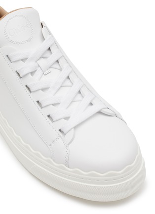 Detail View - Click To Enlarge - CHLOÉ - ‘LAUREN’ LOW TOP LACE UP LOGO TAB LEATHER SNEAKERS