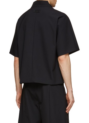 Back View - Click To Enlarge - RE: BY MAISON SANS TITRE - SHORT SLEEVE HIGH COLLAR BOXY FIT SHIRT