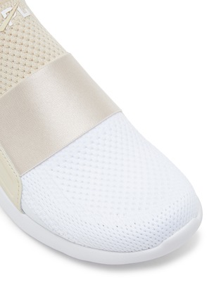 Detail View - Click To Enlarge - ATHLETIC PROPULSION LABS - ‘TECHLOOM BLISS’ LOW TOP SLIP ON BICOLOUR SNEAKERS
