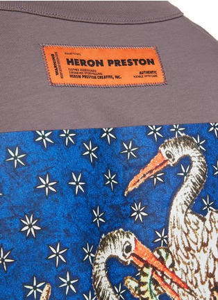  - HERON PRESTON - MEDIEVAL BACK HERON GRAPHICS CREWNECK SHORT SLEEVE T-SHIRT