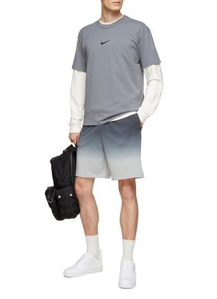 Figure View - Click To Enlarge - NIKE - LOGO EMBROIDERED ELASTICATED WAISTBAND OMBRÉ SHORTS