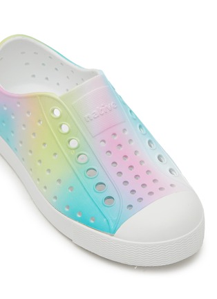 Detail View - Click To Enlarge - NATIVE - ‘Jefferson’ Perforated Rainbow Coloured Toddlers Slip-On Sneakers