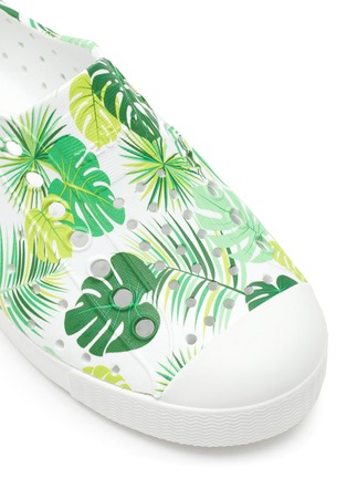 Detail View - Click To Enlarge - NATIVE  - ‘JEFFERSON EVA’ PALM LEAVES PRINT TODDLERS SLIP ON