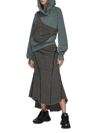 Figure View - Click To Enlarge - HYEIN SEO - Sculpted Maxi Skirt With Waist Bag