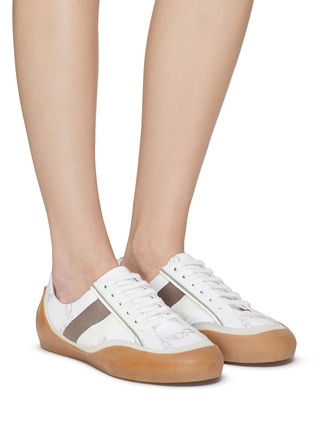 Figure View - Click To Enlarge - JW ANDERSON - ‘BUBBLE’ LOGO EMBROIDERED LOW TOP LACE UP SNEAKERS