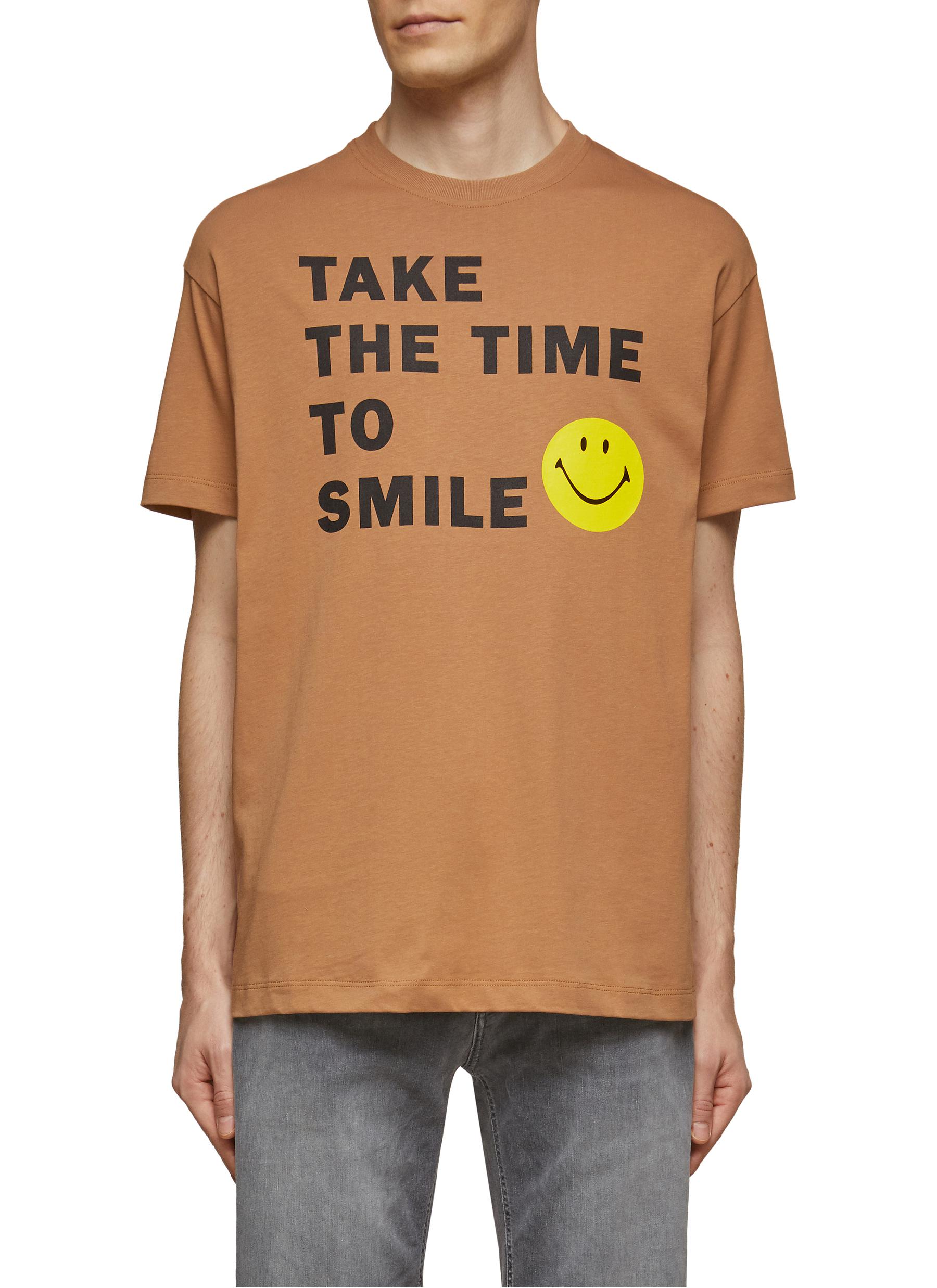 'TAKE THE TIME TO SMILE' SLOGAN PRINT CREWNECK SHORT SLEEVE T-SHIRT