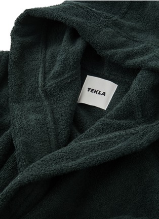 Detail View - Click To Enlarge - TEKLA - Organic Cotton Terry Hooded 1-2 Year Old Kids Bathrobe — Forest Green