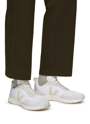 Figure View - Click To Enlarge - VEJA - ‘Impala’ Engineered Mesh Low Top Sneakers