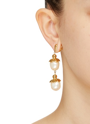 Figure View - Click To Enlarge - LANE CRAWFORD VINTAGE ACCESSORIES - Dorlan Pearl Gold-Toned Metal Acorn Drop Earrings