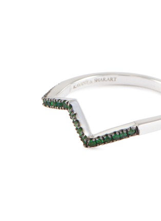 Detail View - Click To Enlarge - KAVANT & SHARART - ‘Origami’ Ziggy Micro Tsavorite Garnet 18K White Gold Ring