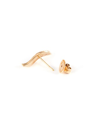 Detail View - Click To Enlarge - KAVANT & SHARART - ‘Talay’ Diamond 18K Rose Gold Wave Stud Earrings