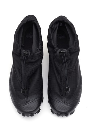Detail View - Click To Enlarge - MM6 MAISON MARGIELA - X SALOMON ‘CROSS’ LOW TOP TOGGLE SNEAKERS