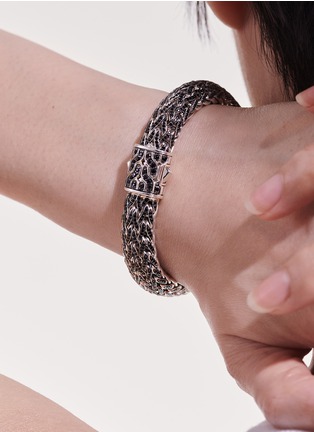 Detail View - Click To Enlarge - JOHN HARDY - ‘CLASSIC CHAIN’ TREATED BLACK SAPPHIRE SPINEL STERLING SILVER CHAIN BRACELET