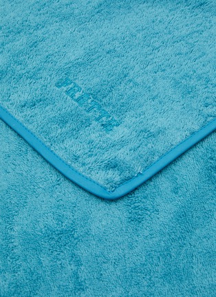 Detail View - Click To Enlarge - FRETTE - Unito Bourdon Cotton Terry Guest Towel − Lagoon