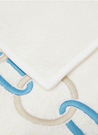 Detail View - Click To Enlarge - FRETTE - Links Embroidery Cotton Terry Bath Sheet − Savage Beige/Lagoon